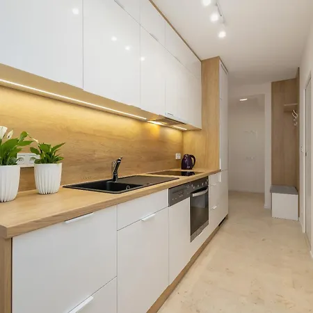 Kalwaryjska 34 Street With Balcony クラクフ